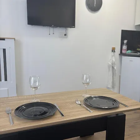 Avec Terrasse Apartamento